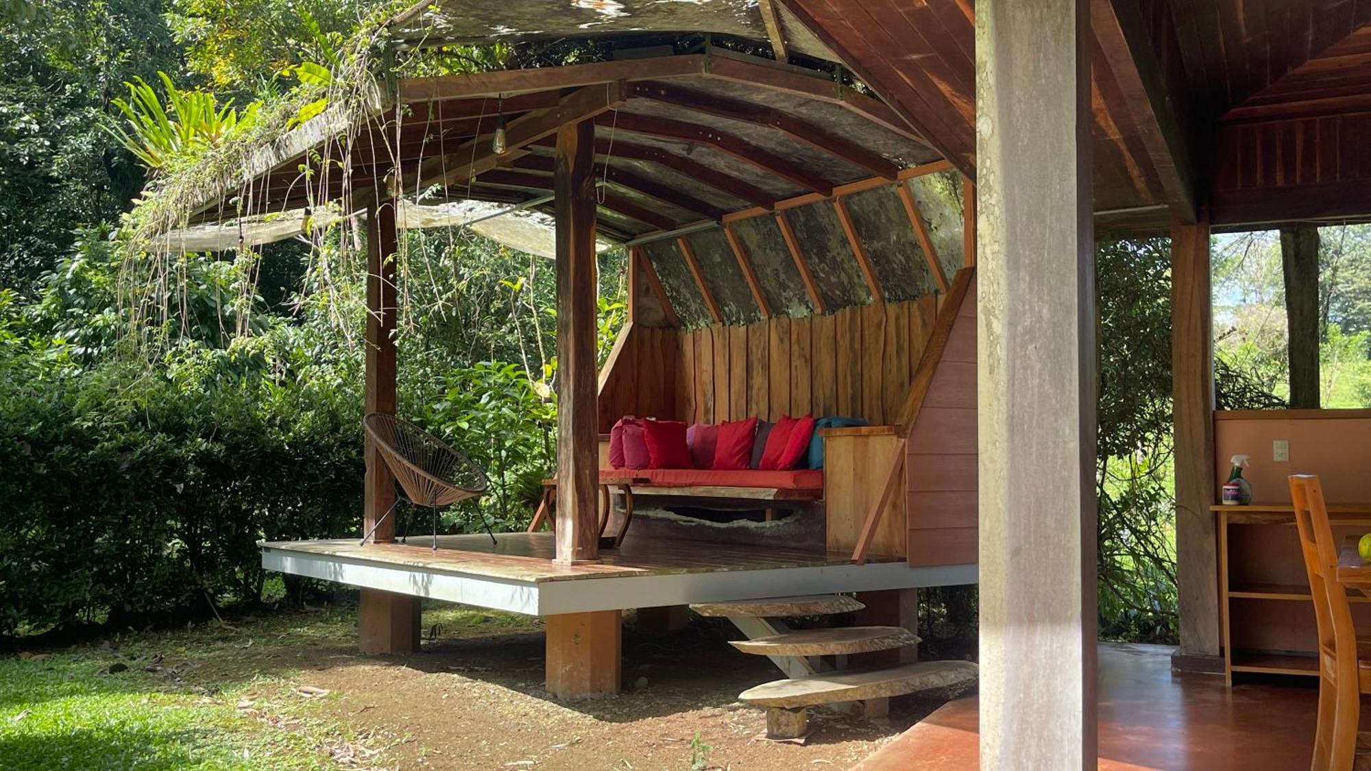 Finca Mei Tai B&B&Cacao Farm Bijagua Exterior foto